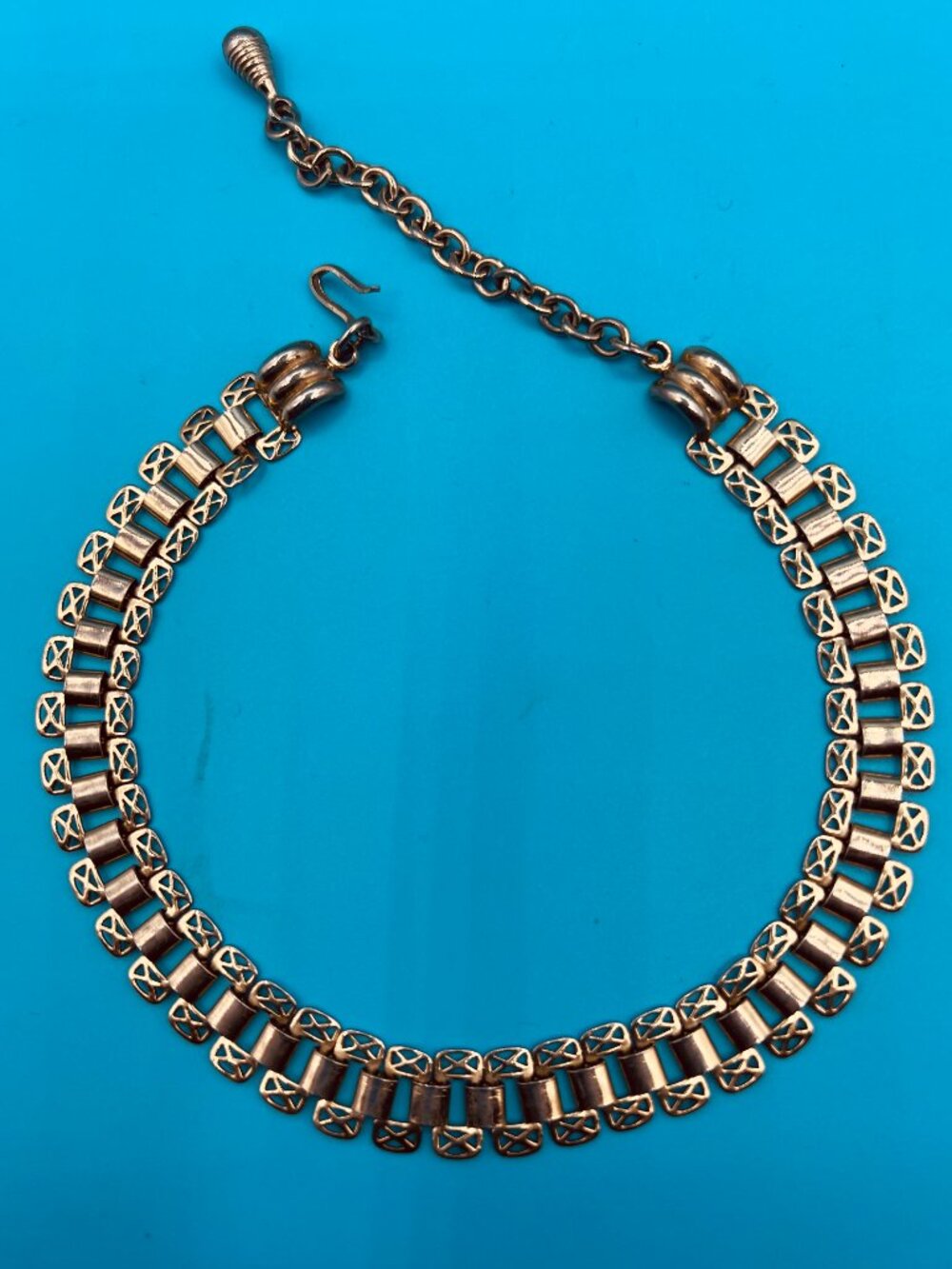 Vintage Gold Tone Chocker Necklace
